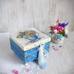 Rustic wooden box