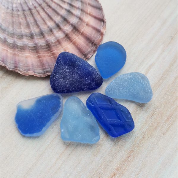 Blue sea glass set B15