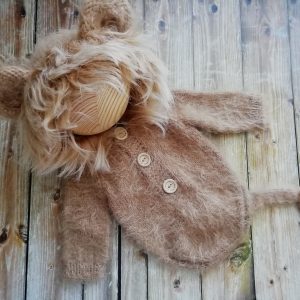 Outfit for a newborn “Little Lion”, for the first photo shoot