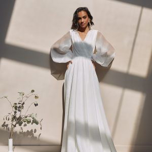Organza wedding gown long sleeves wedding dress wrap bridal gown
