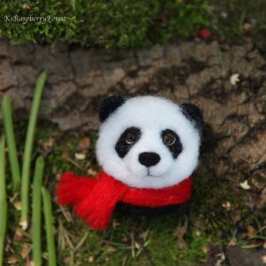 Needle felted brooch, Bear pin, Giant panda, needle felted,1 new, handmade