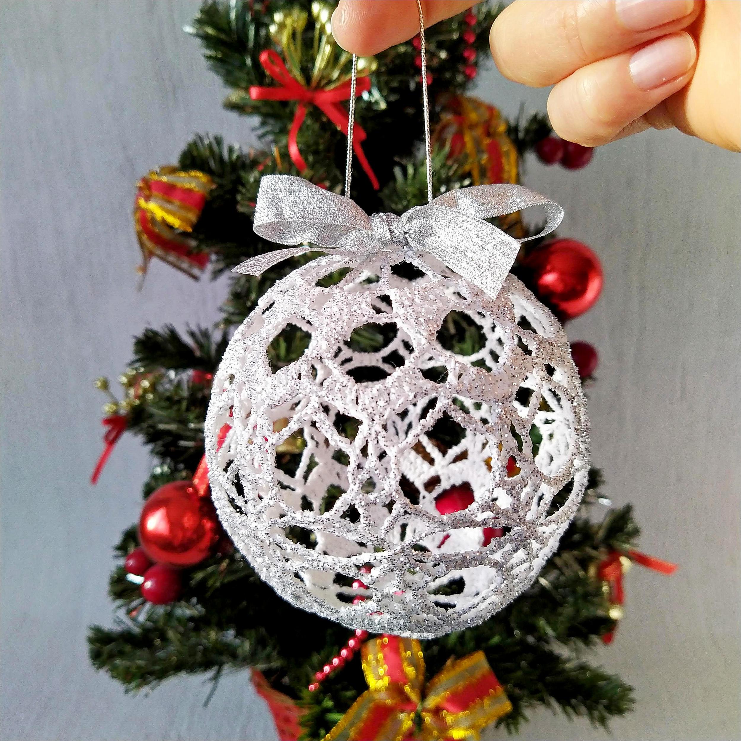 Silver deals ball ornaments