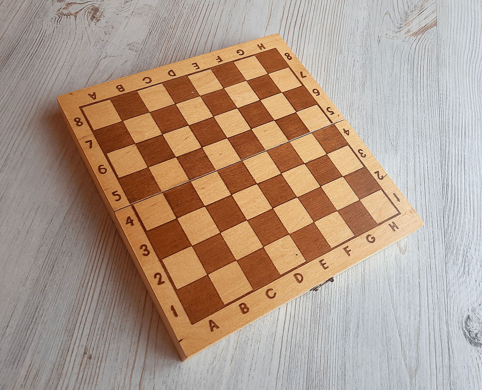 Wooden Mahogany chess board (coordinates)