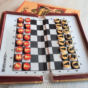 Casa 348 Simza Soviet magnetic travel chess 1975 made vintage 47 years old chess gift
