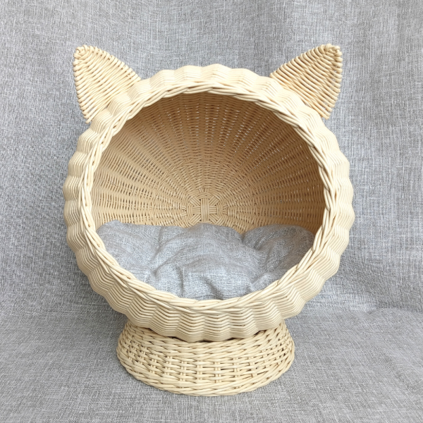 Round wicker cat bed