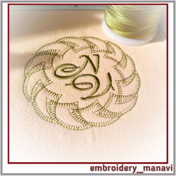 Monogram_frame