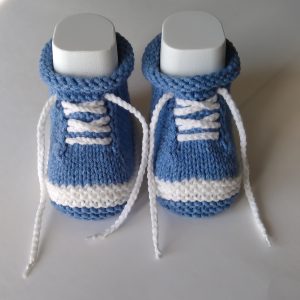 Booties- sneakers for a newborn from 0 to 3 months.