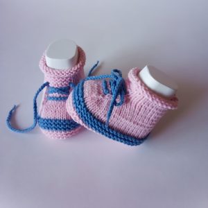 Booties- sneakers for a newborn from 0 to 3 months.