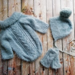 Handmade Marketplace 607 Fluffy set with collar and warm legs (size newborn, different colors)