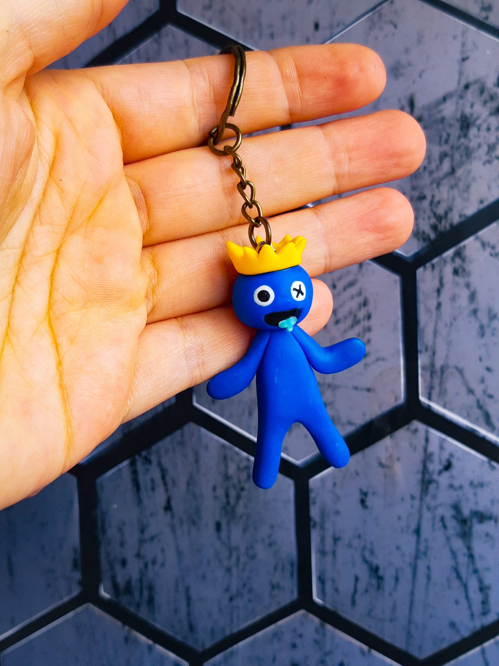 Keychain Roblox rainbow friends FREE SHIPPING - Crealandia