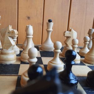 Soviet old wooden chess set Oredezh – 1968 vintage Russian chess