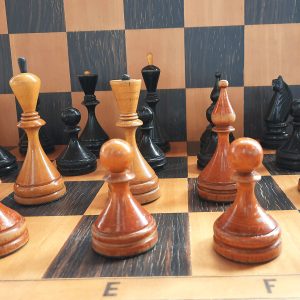 Old Soviet chess pieces set Baku 1960s – Russian tournament weighted chessmen vintage