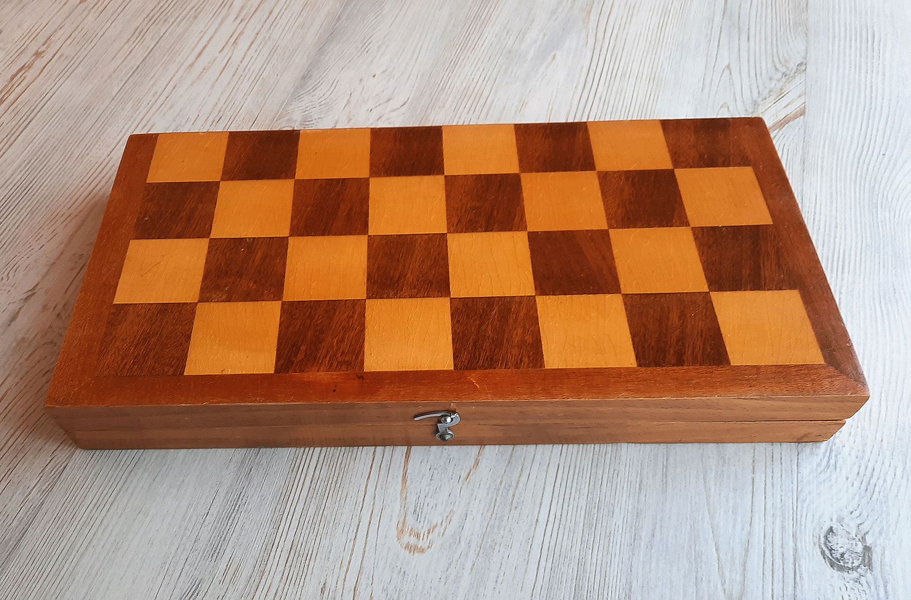 Valdai Soviet chess pieces 1960s + folding wooden chess board