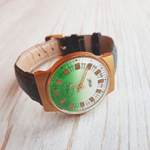 green white dial wind up mens watch ussr