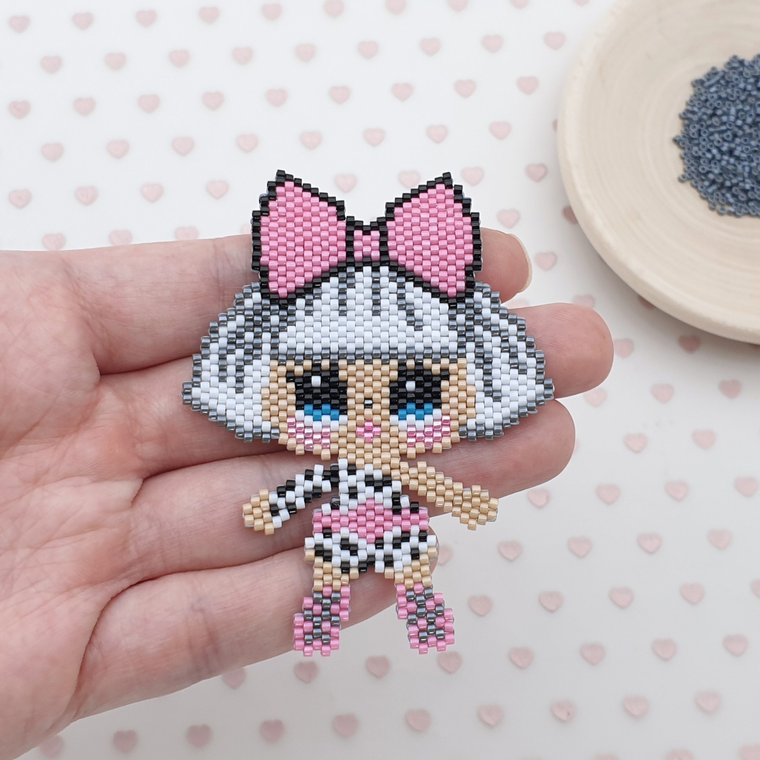 DOLL_7 Brick Stitch bead pattern #31 1 Brick Stitch bead pattern DOLL_7, Miyuki delica beads Busy buzzy beads