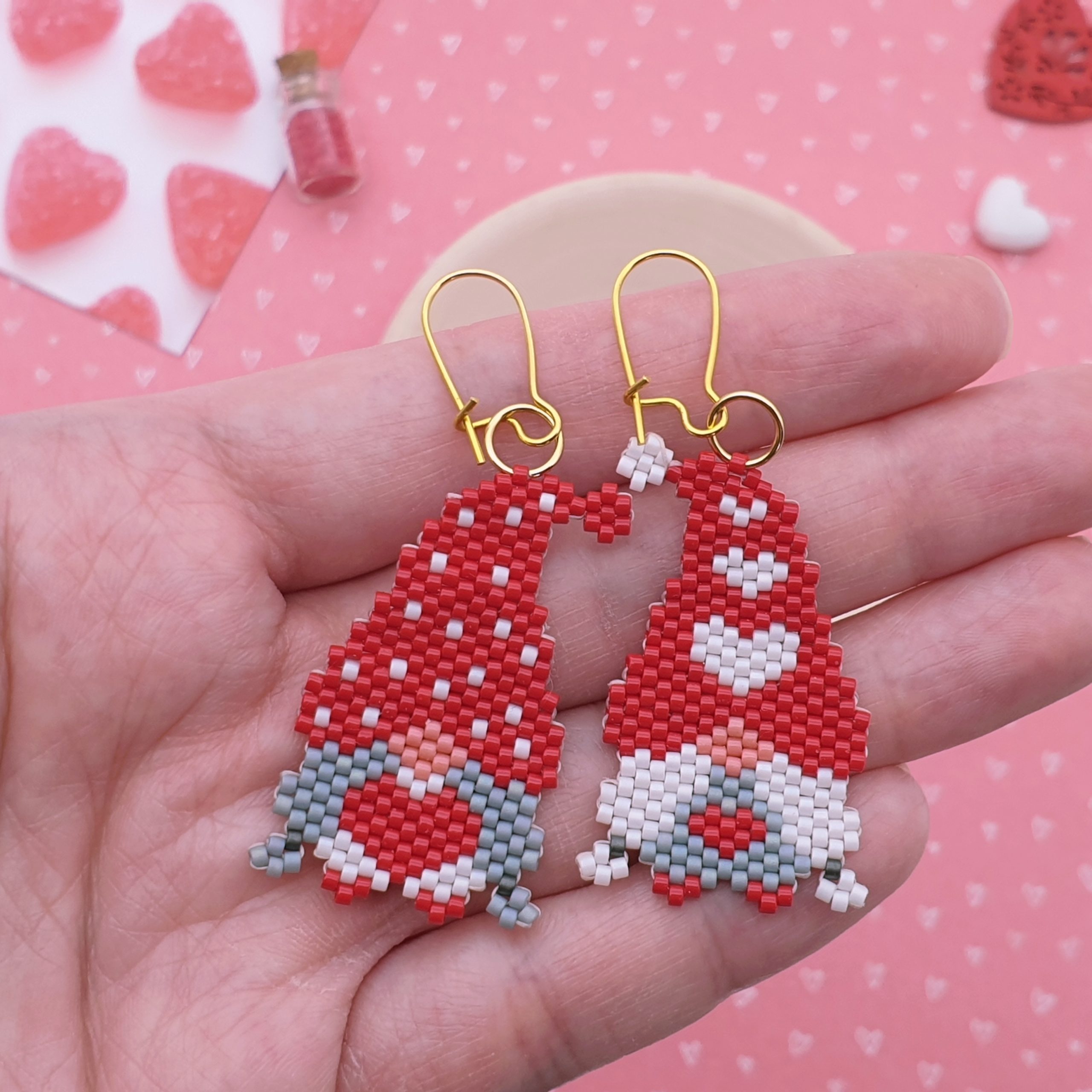 VALENTINE GNOMES Earrings Brick Stitch bead pattern #37 1 Brick Stitch bead pattern VALENTINE GNOMES, Miyuki delica beads Busy buzzy beads