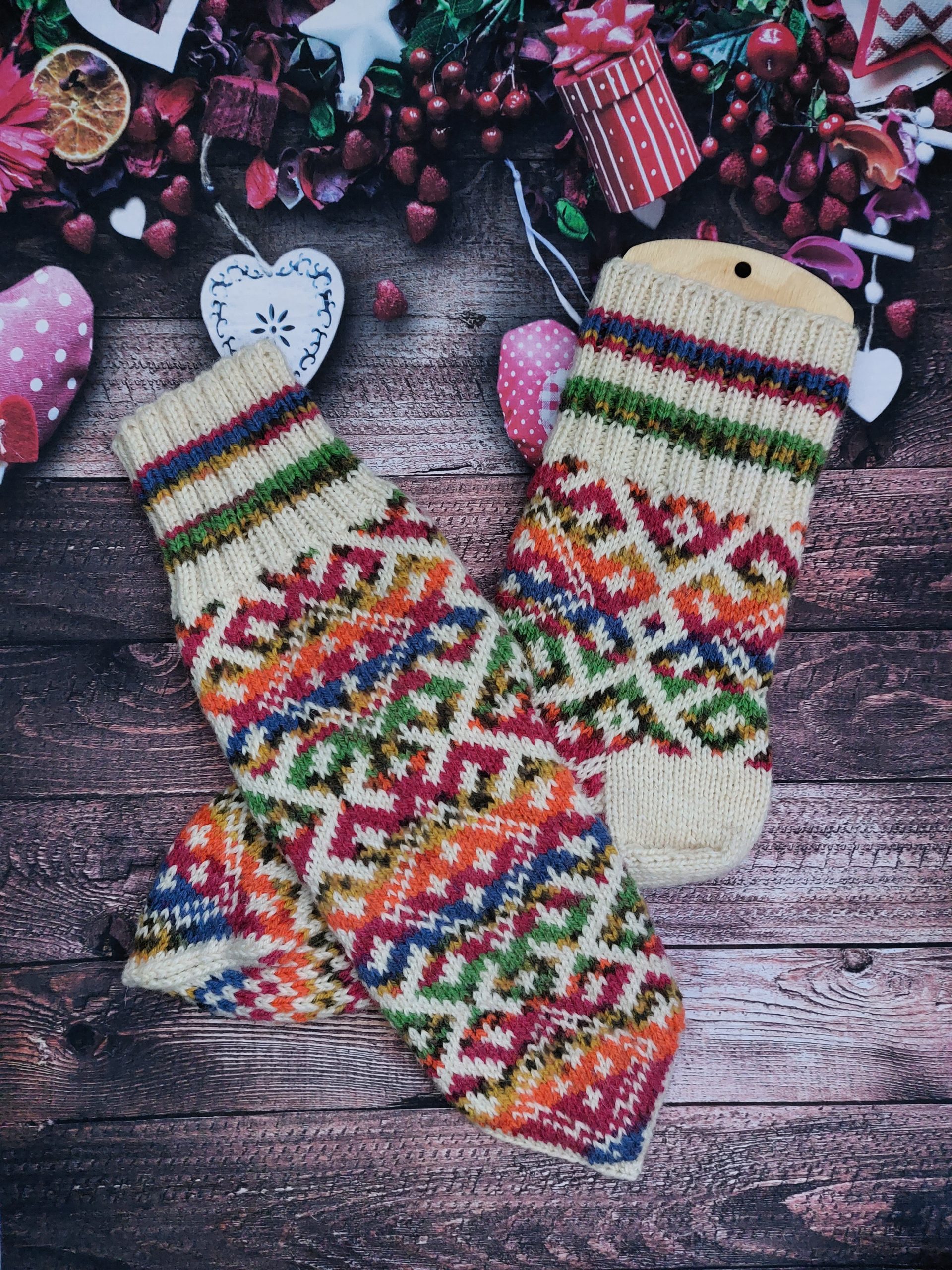 Women Handmade Wool Socks with a red pattern 1