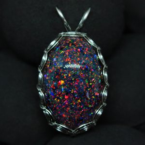 Dragon’s Egg. Pendant with laboratory opals. Black opals and stainless steel. Mosaic Opal wire wrap handmade, black opal necklace