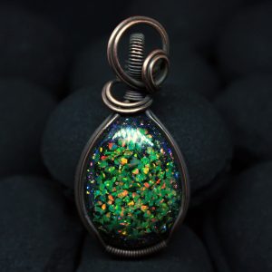 Copper green opal pendant. Laboratory opals in classic patinated copper wire. Mosaic Opal necklace, wire wrap, light green tear
