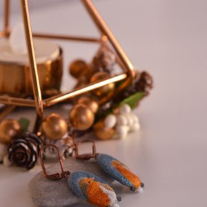 Embroidered earrigs beaded jewelry Robin bird handmade jewelry
