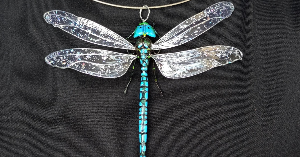 Dragonfly Bouquet Charm