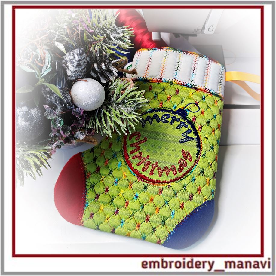 In_the_hoop_embroidery_design _Christmas_boot_bag