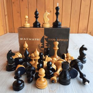 wooden tournament chessmen set new ussr