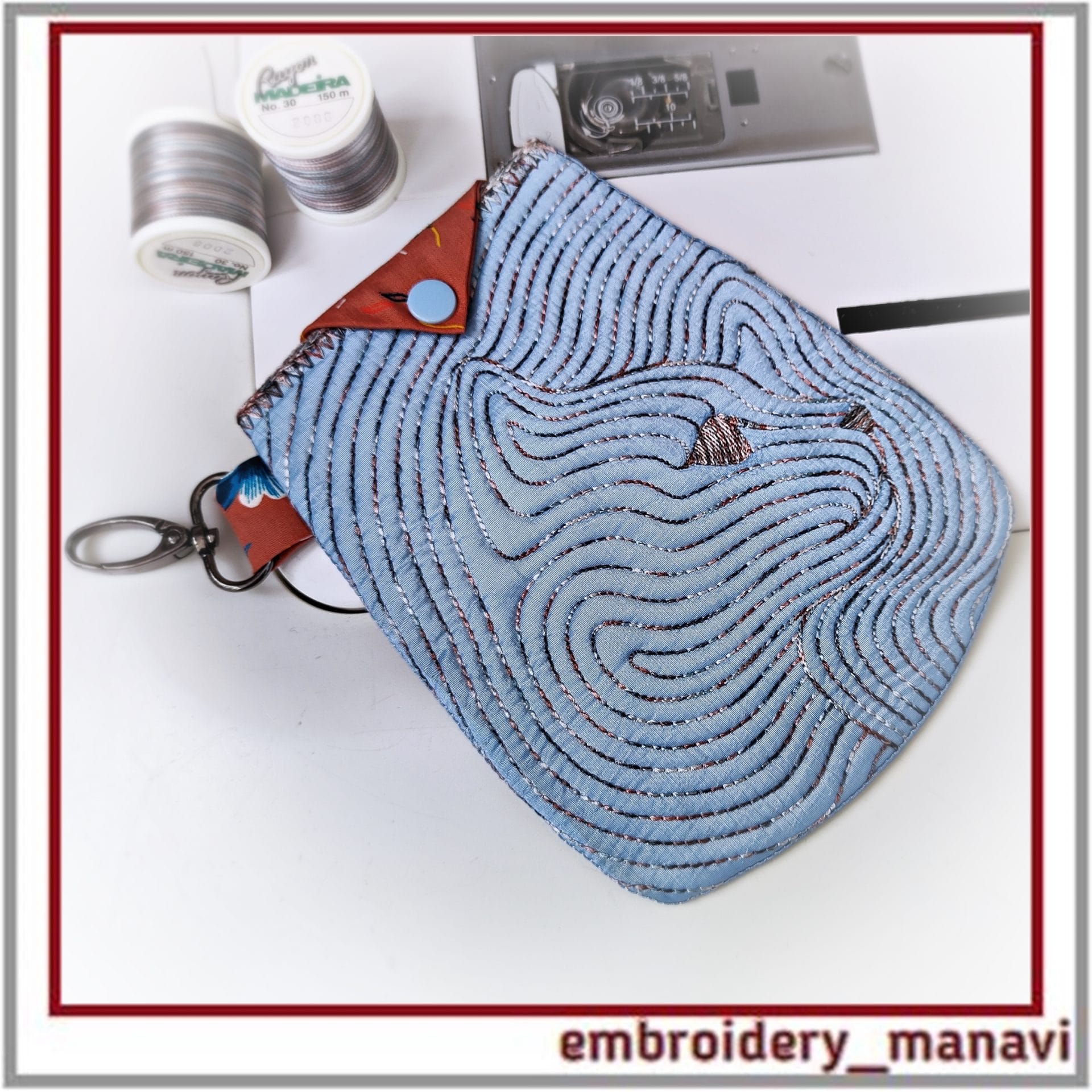 In_The_Hoop_Embroidery_Design_Bag_quilting_Cat_with_a_valve_ITH_from_Embroidery_Manavi_05