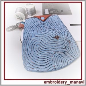 In The Hoop Embroidery Design Bag quilting Cat with a valve ITH