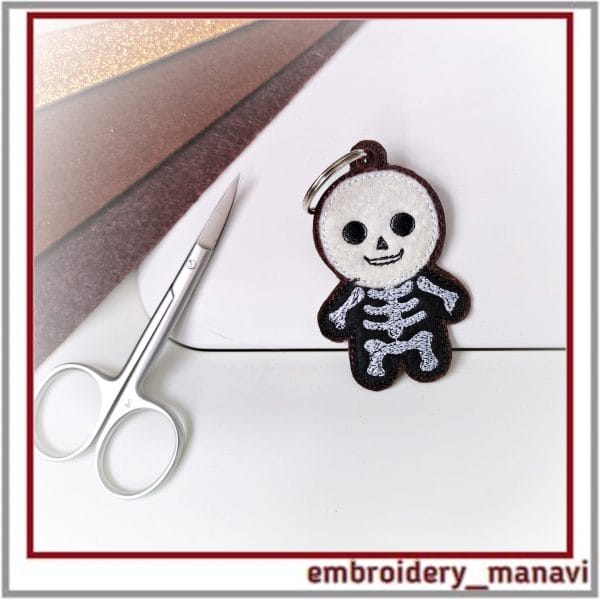 Bonesy_Boo_Halloween_ITH_Felt_Skeleton_Charm_In_the_Hoop_Embroidery_Project_by_Embroidery_Manavi_05