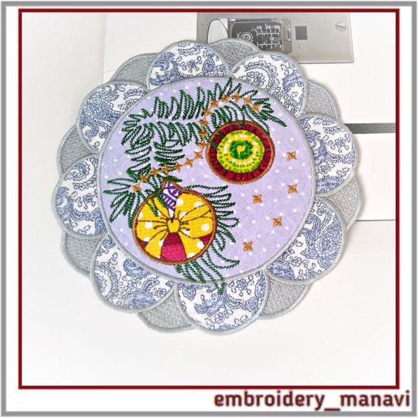 Christmas_Napkin_FSL_&_Applique_In-the-Hoop_Embroidery_Design_by_Embroidery_Manavi_05