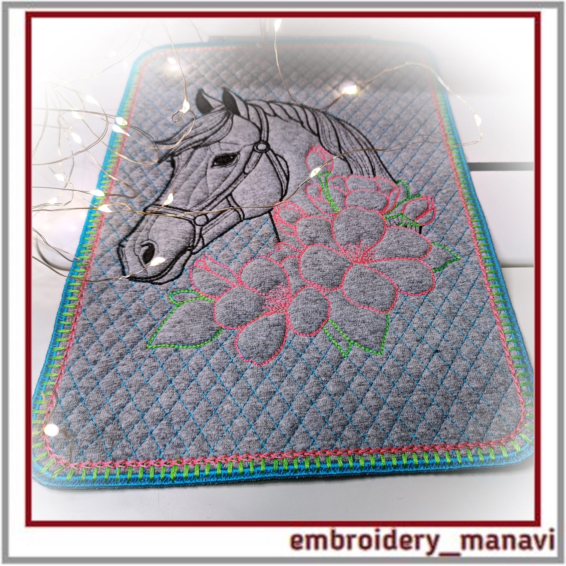 ITH Quilted Horse Head in Flowers Placemat or panels Design 4 ITH Quilted Horse Head in Flowers Placemat or panels Design - Image 4