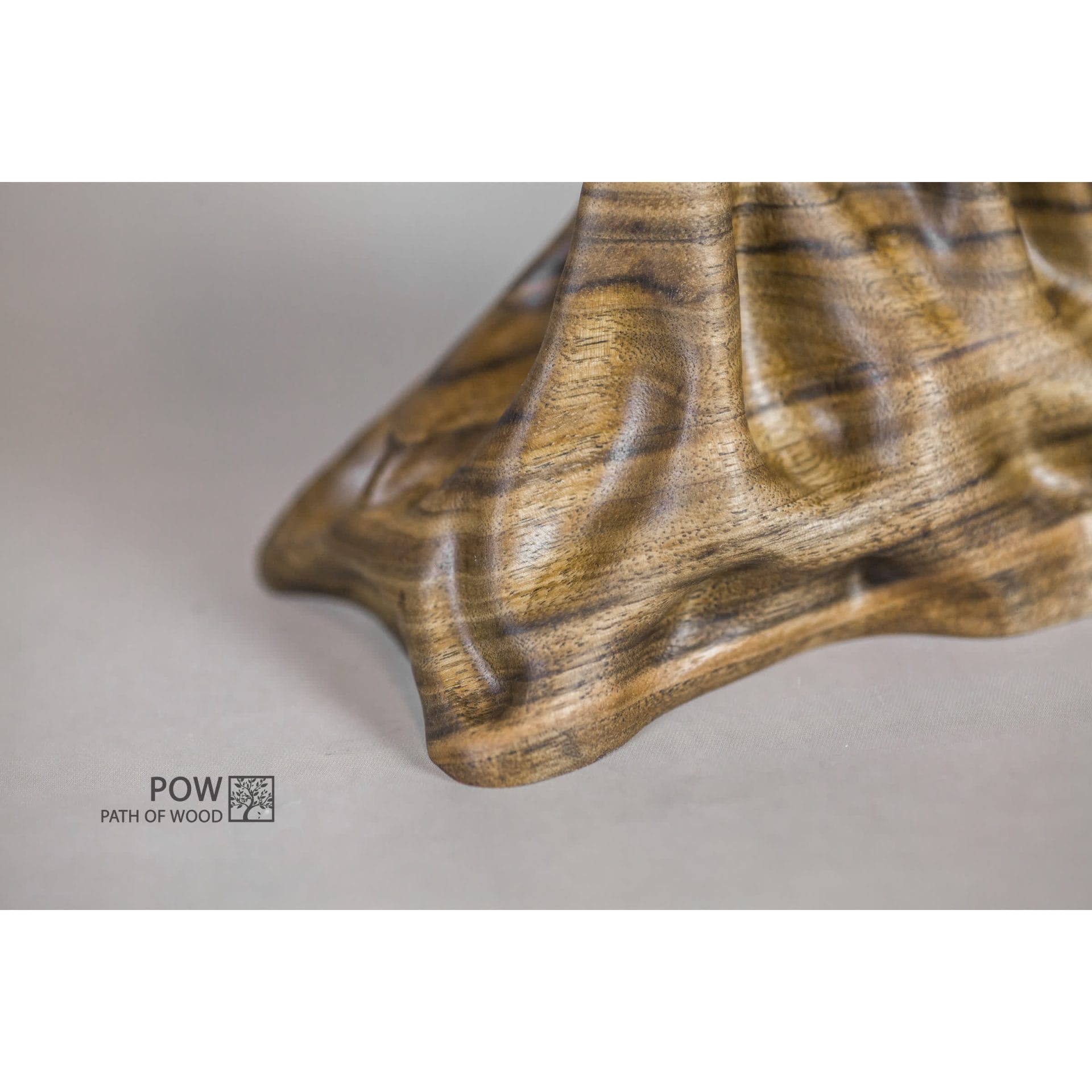 Wooden stand for diecast models Walnut - Hand Made Carving 8 Wooden stand for diecast models Walnut - Hand Made Carving - Image 8