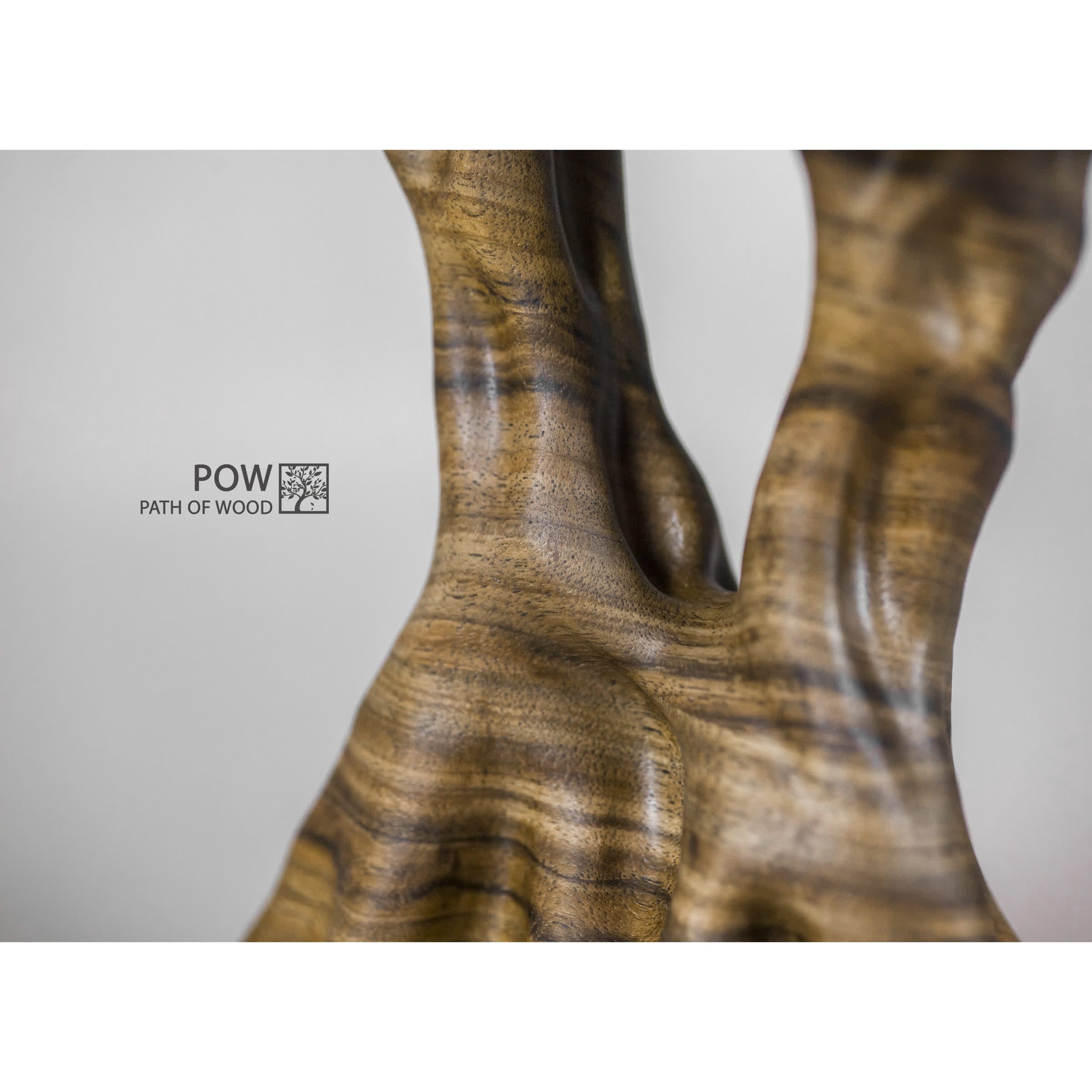 Wooden stand for diecast models Walnut - Hand Made Carving 4 Wooden stand for diecast models Walnut - Hand Made Carving - Image 4